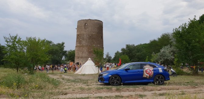 Asmeninio albumo nuotr./Lietuviai įgyvendino unikalų planą: apvažiavo Lietuvos Didžiosios Kunigaikštystės ribas