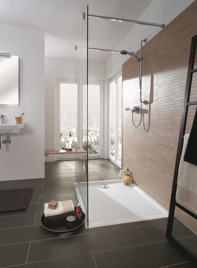 „Villeroy & Boch” nuotr./Pagal universalaus dizaino principus suprojektuota dušo kabina turi būti kuo erdvesnė