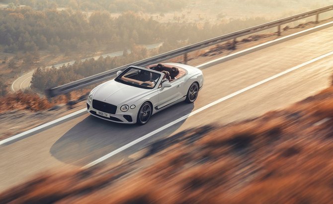 Gamintojo nuotr./„Bentley Continental GT Convertible“