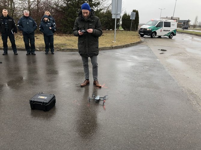 Policijos departamento nuotr./Policija išbandė naujus dronus