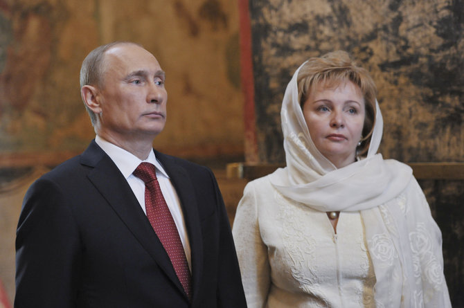 „Reuters“/„Scanpix“ nuotr./Liudmila Putina, Vladimiras Putinas