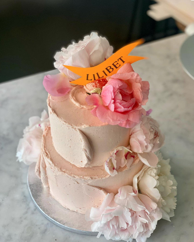 Lilibet pirmojo gimtadienio tortas 