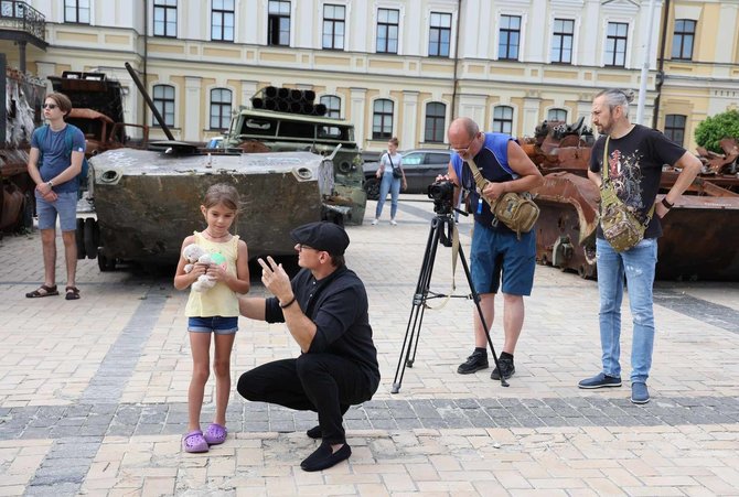 Asmeninio archyvo nuotr./Egidijaus Lukšio vaizdo klipo filmavimo akimirka