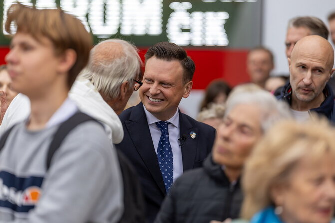 Sauliaus Žiūros nuotr./Šeškinės atnaujintos centrinės aikštės atidarymas