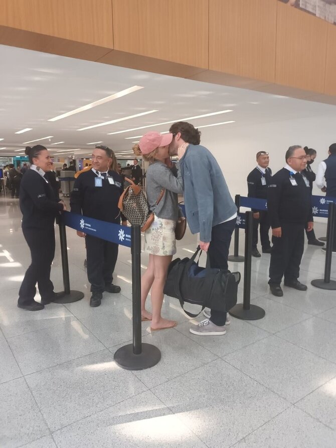 Vida Press nuotr./Emma Watson ir Gonzalo Hevia Baillère