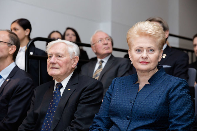 Josvydo Elinsko / 15min nuotr./Valdas Adamkus ir Dalia Grybauskaitė