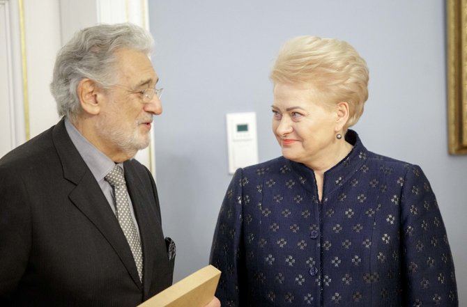 Josvydo Elinsko / 15min nuotr./Placido Domingo ir Dalia Grybauskaitė