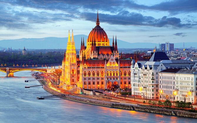 123RF.com nuotr./Vengrijos parlamento rūmai. Budapeštas