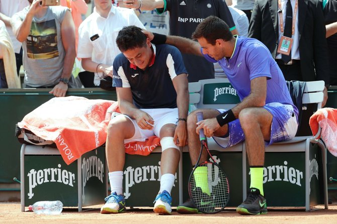 AFP/„Scanpix“ nuotr./Nicoloso Almagro patirta trauma „French Open“ turnyre