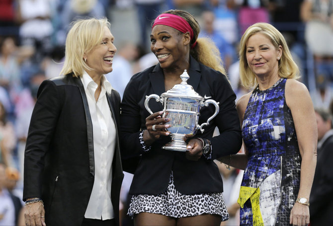 AFP/„Scanpix“ nuotr./Martina Navratilova (kairėje), Serena Williams ir Chris Evert