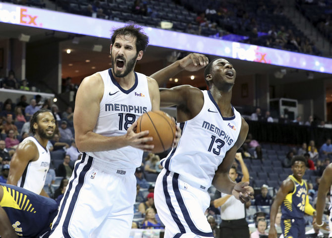 „Scanpix“ nuotr./Omri Casspi ir Jarenas Jacksonas Jr.