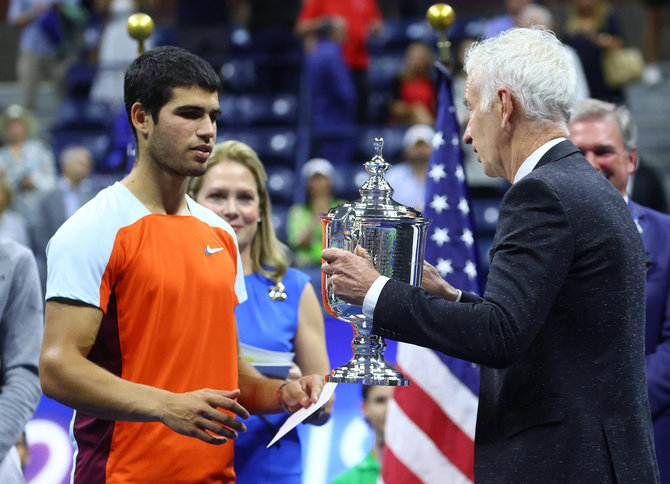 „Reuters“/„Scanpix“ nuotr./Carlosas Alcarazas ir Johnas McEnroe