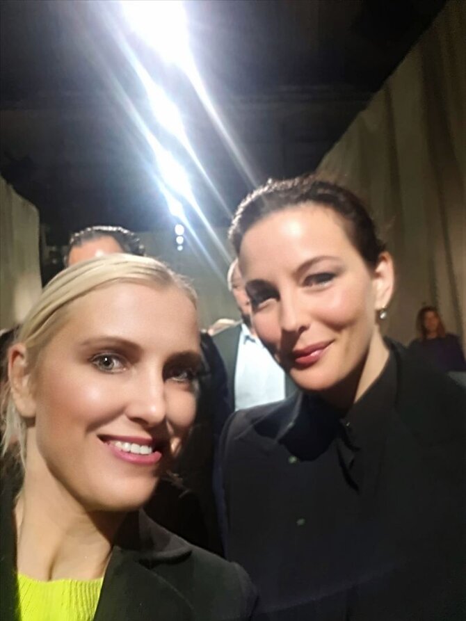 Asmeninio albumo nuotr. /Marija Lama su aktore Liv Tyler