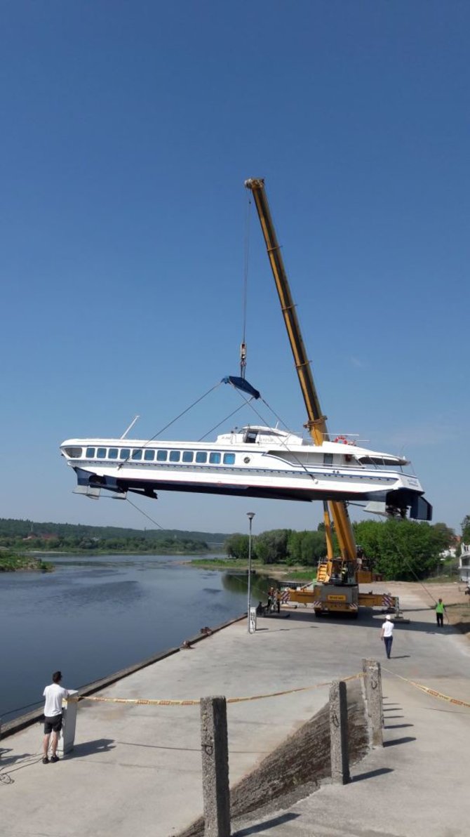 Vidaus vandens kelių direkcijos nuotr./Kateris „Raketa“