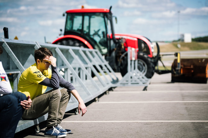 Organizatorių nuotr./Neste „Dream 2 Drive“ čempionato akimirkos