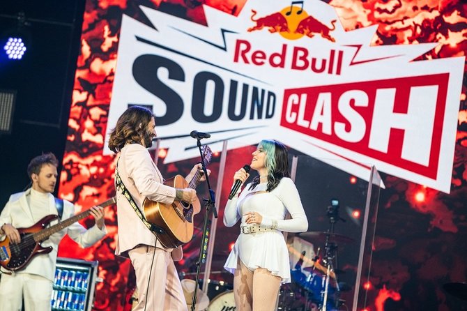 Vytauto Dranginio nuotr./„Red Bull SoundClash“ Justinos Jaručio ir Monikos Pundziūtės-Monique dvikovos akimirka