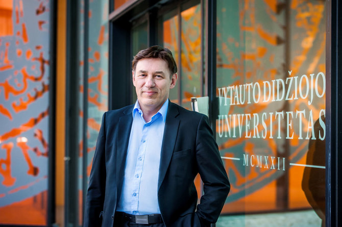 Jono Petronio nuotr./VDU rektorius prof. Juozas Augutis