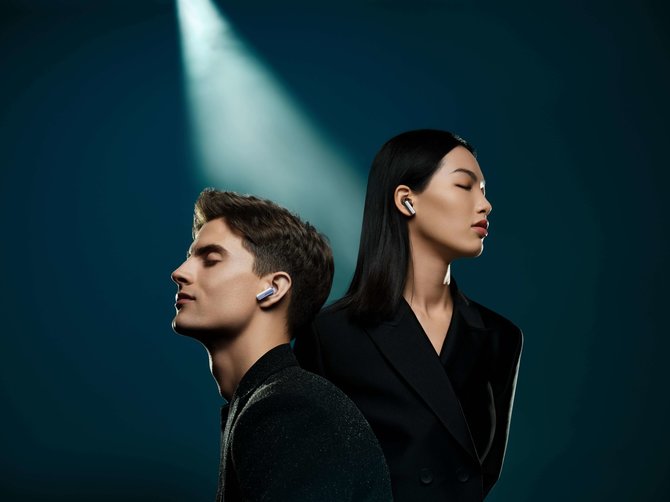 Gamintojo nuotr./„Huawei FreeBuds Pro 2“: belaidės ausinės, kurios leidžia pasijusti tarsi gyvame koncerte ar tikroje girioje