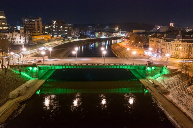 Žaliasis Bridge in Vilnius. Lithuania. Photo by Vilnius Municipality