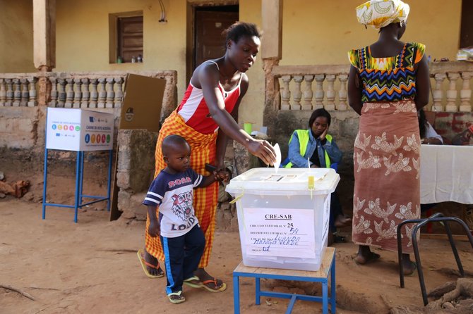 „Scanpix“/„SIPA“ nuotr./Bisau Gvinėjoje vyksta antrasis prezidento rinkimų turas