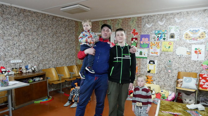Katios Muzyčuk nuotr./Karo pabėgėliai Volodymyro mieste Ukrainoje