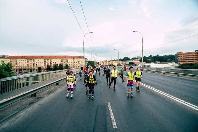 Manto Repečkos nuotr./Evaldo Norvaišos organizuojamas riedėjimas