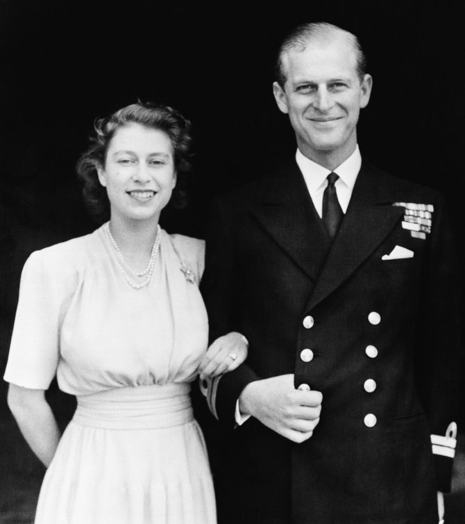 „Scanpix“ nuotr./Karalienės Elizabeth II su princu Philipu