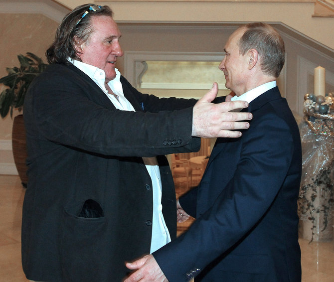 „Scanpix“ nuotr./Vladimiras Putinas ir Gerard'as Depardieu