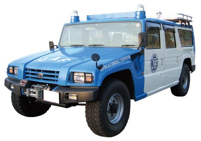 Toyota nuotr./Mega Cruiser civiliniu automobiliu tapo tik todėl, kad Toyota norėjo šiuos visureigius pasiūlyti policijai ir gelbėjimo tarnyboms