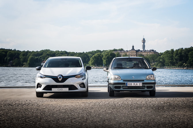 Gamintojo nuotr./Nuo „Renault Clio“ pristatymo praėjo 30 metų