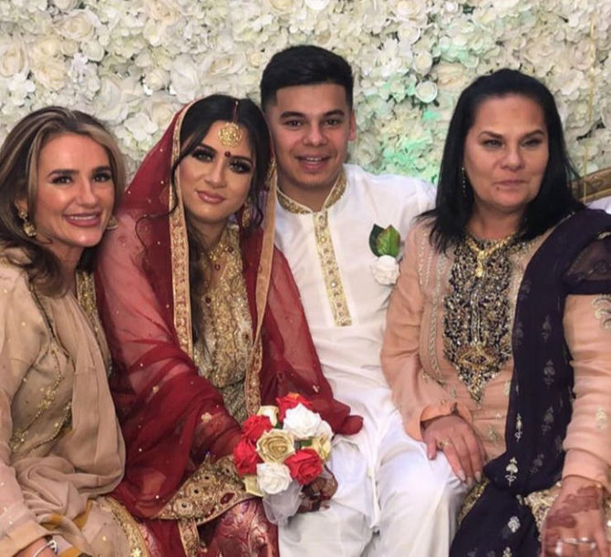 „Instagram“ nuotr./Nuotakos motina Trisha, Safaa Malik, Martinas Tiseris ir jo motina