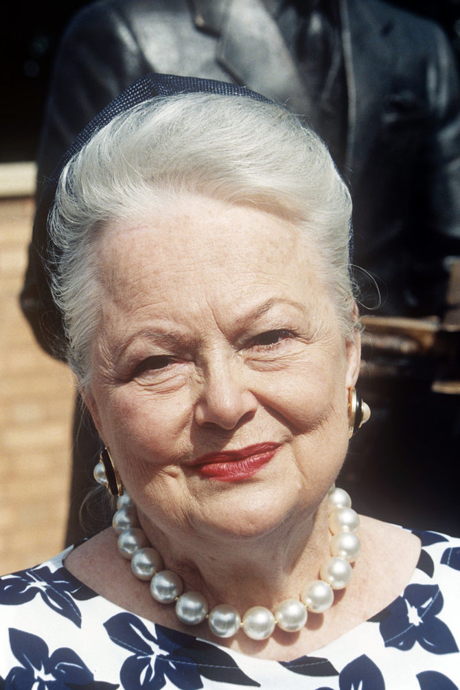 Vida Press nuotr./Olivia de Havilland (1997 m.)