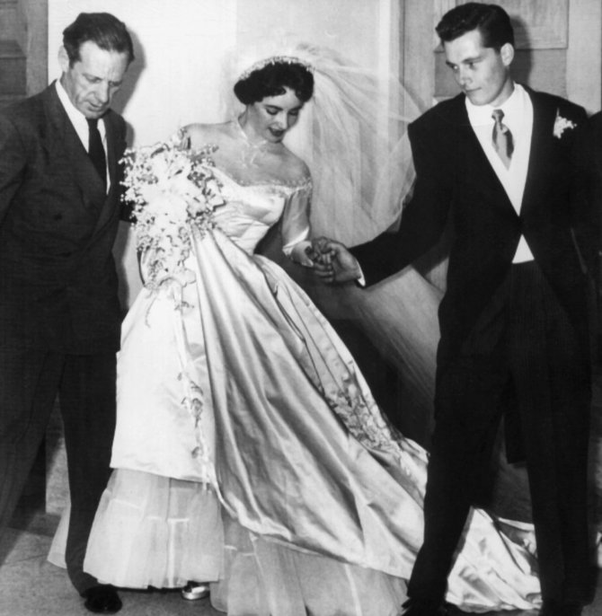 Vida Press nuotr./Elizabeth Taylor ir Conrado Hiltono vestuvės 