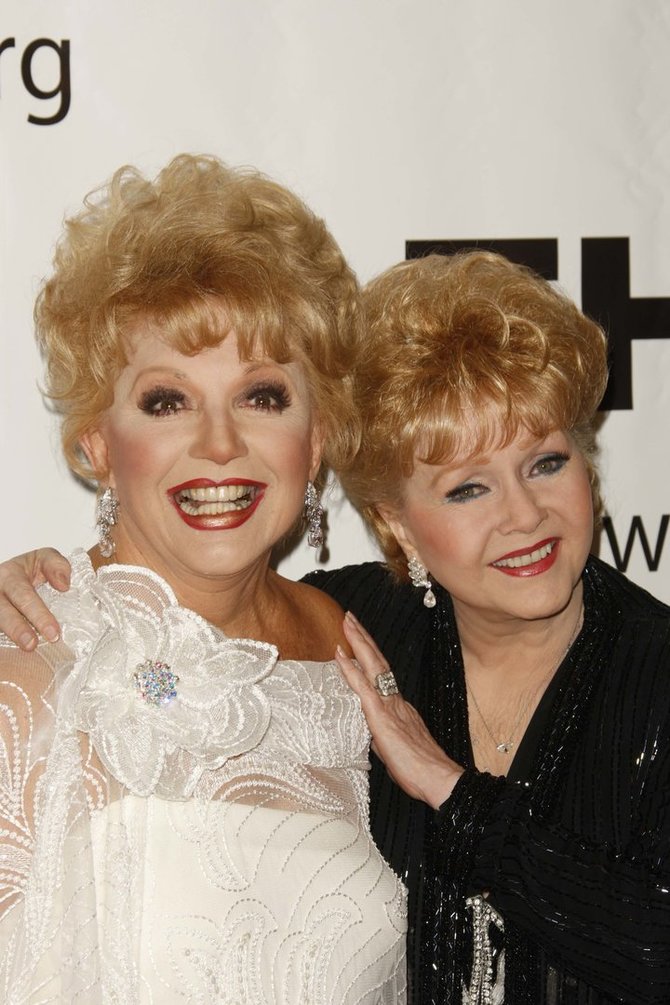 Vida Press nuotr./Ruta Lee ir Debbie Reynolds