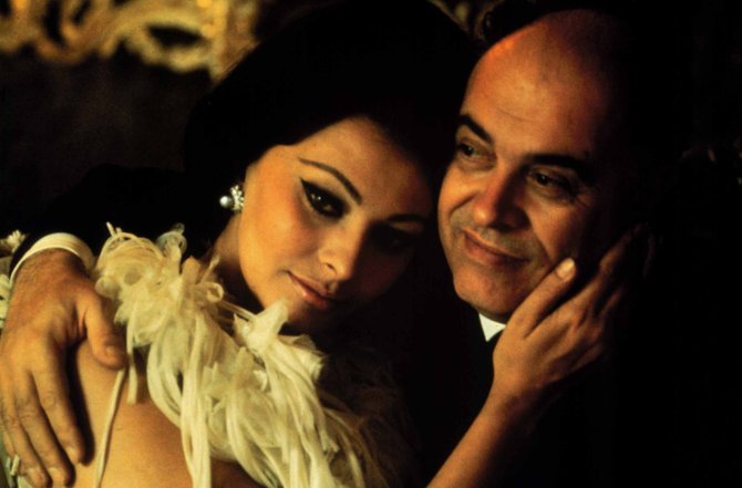 Vida Press nuotr./Sophia Loren ir Carlo Ponti