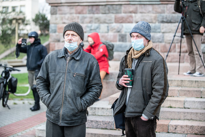Arno Strumilos / 15min nuotr./Vilniuje – protestas prieš veido kaukes