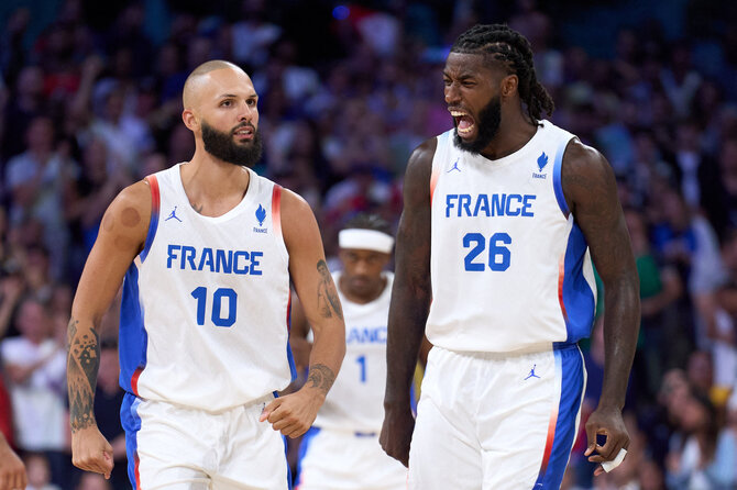 Vida Press nuotr./Evanas Fournier ir Mathiasas Lessortas