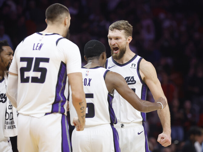 „Scanpix“/AP nuotr./Alexas Lenas ir Domantas Sabonis