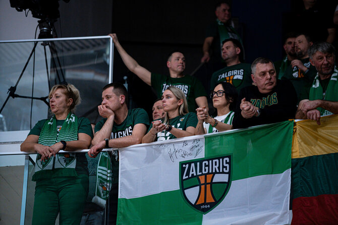 zalgiris.lt/„Žalgirio“ sirgaliai Milane