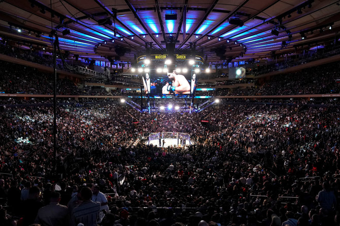 „Scanpix“ nuotr./„Madison Square Garden“ arena bokso kovos metu