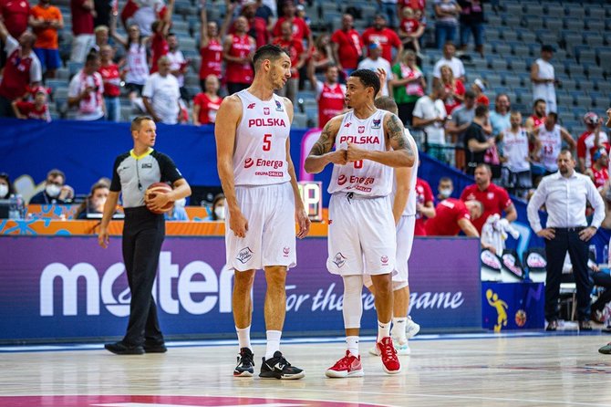 FIBA nuotr./Aaronas Celas ir AJ Slaughteris