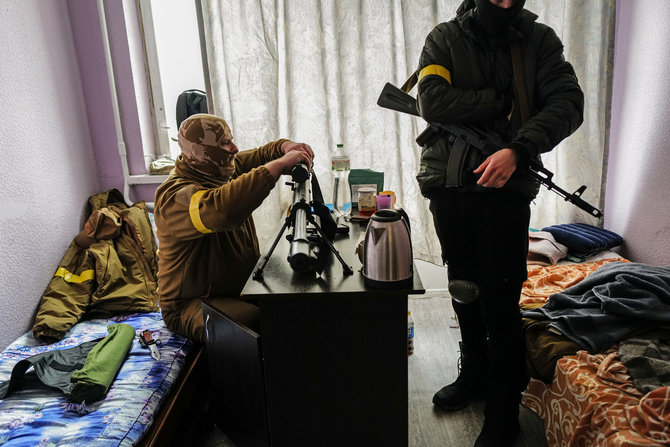 „The New York Times“/Lynsey Addario nuotr./Ukrainiečių karys