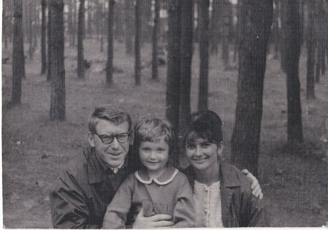Asmeninio albumo nuotr./Tomkų šeima Palangoje, 1968 m.