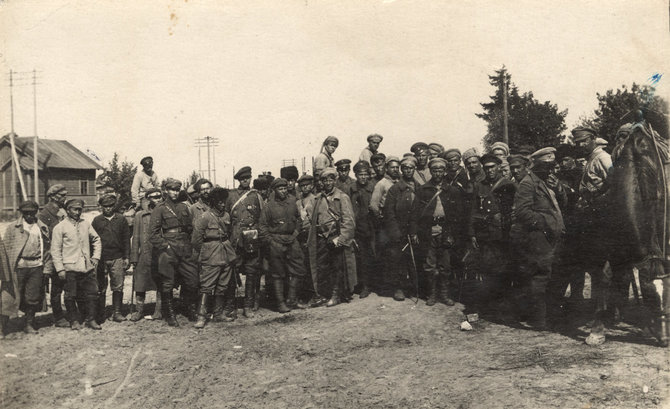 Z.Goštauto archyvas/ Žemaičių muziejus „Alka“/Vilnių užėmę bolševikai, 1920 m. liepos 15 d., Lentvaris