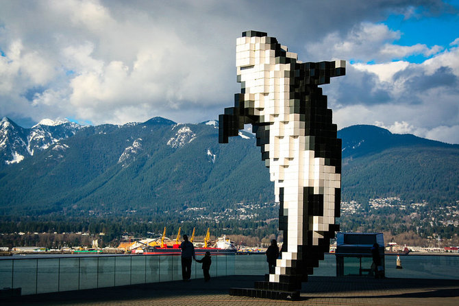 Wikipedia Commons nuotr./„Digital Orca“ (liet. „Skaitmeninė orka“) Vankuveris, Kanada