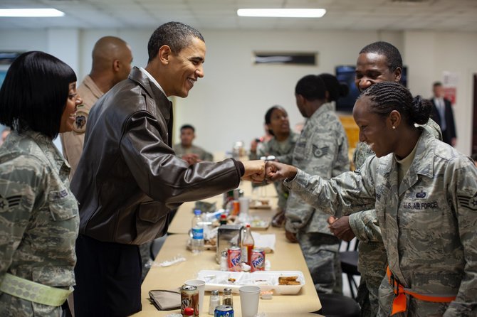 Pete Souza nuotr./Barackas Afganistane