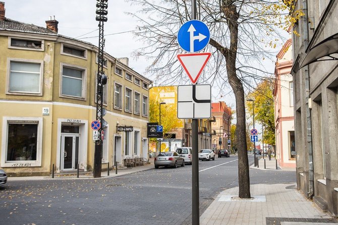 Rimvydo Ančerevičiaus/„Jūsų Panevėžys“ nuotr./Eismas Panevėžio centre