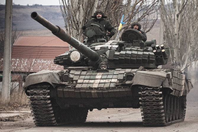 AFP/„Scanpix“ nuotr./Tankas T-72