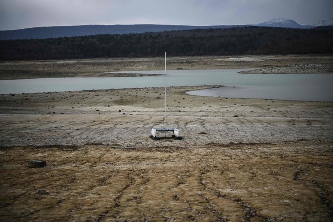 AFP/„Scanpix“ nuotr./Nusekęs Monbelo ežeras