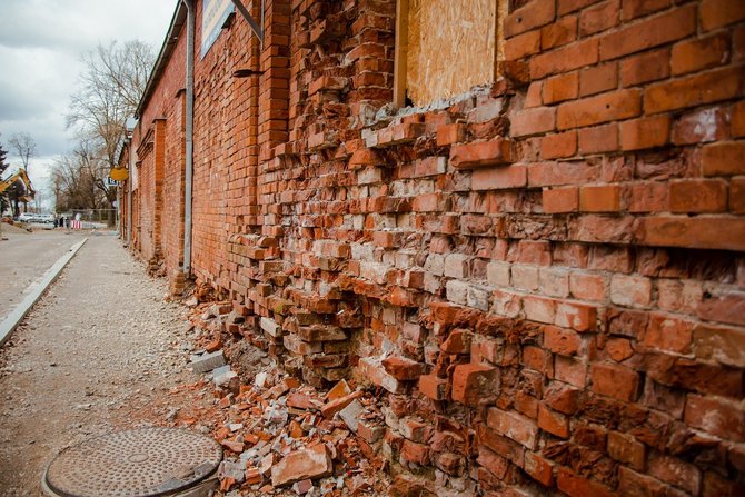 Živilės Večiorkutės / „Jūsų Panevėžys“ nuotr./Buvusio konservų fabriko pastatas Panevėžyje